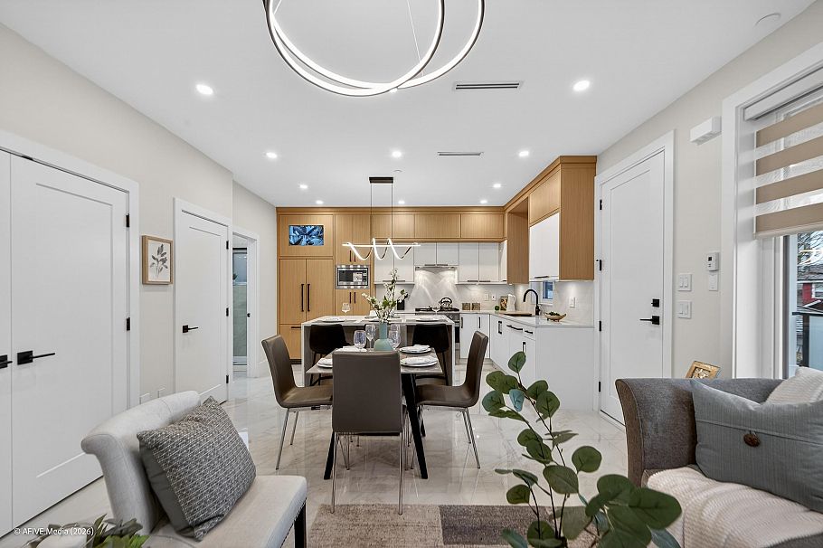 1554 W 66th Avenue Vancouver, BC - 4