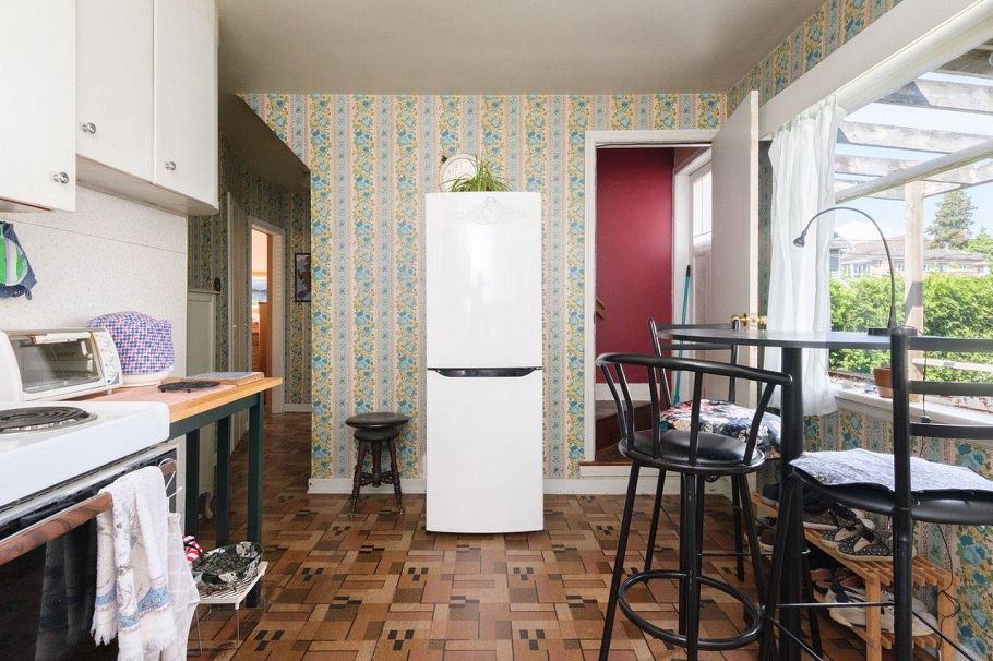 8510 Montcalm Street Vancouver, BC - 13