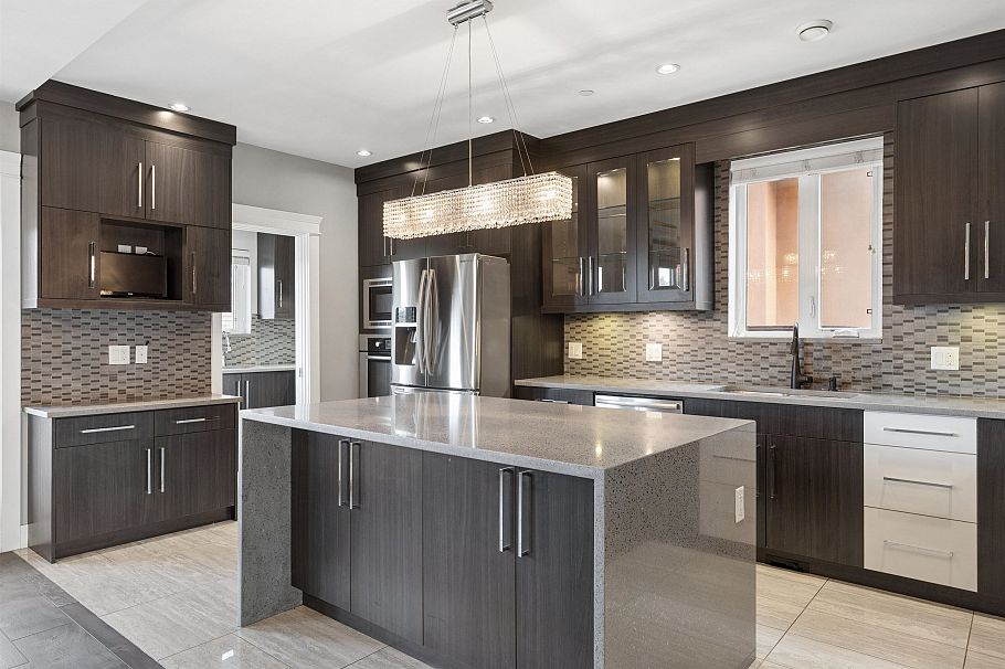 3233 Grant Street Vancouver, BC - 10