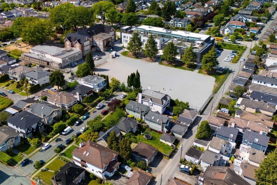 8510 Montcalm Street Vancouver, BC - 29