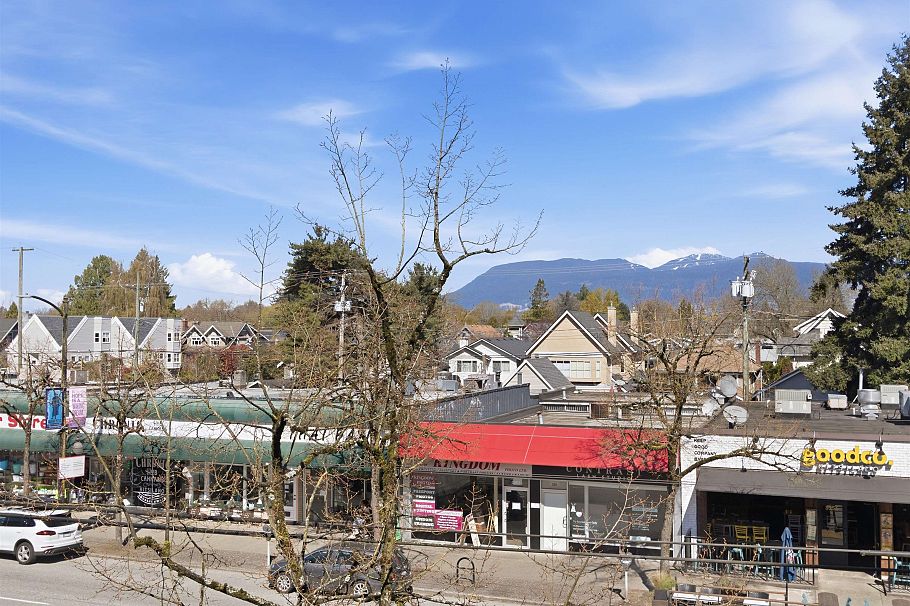 211 3250 W Broadway Vancouver, BC - 27