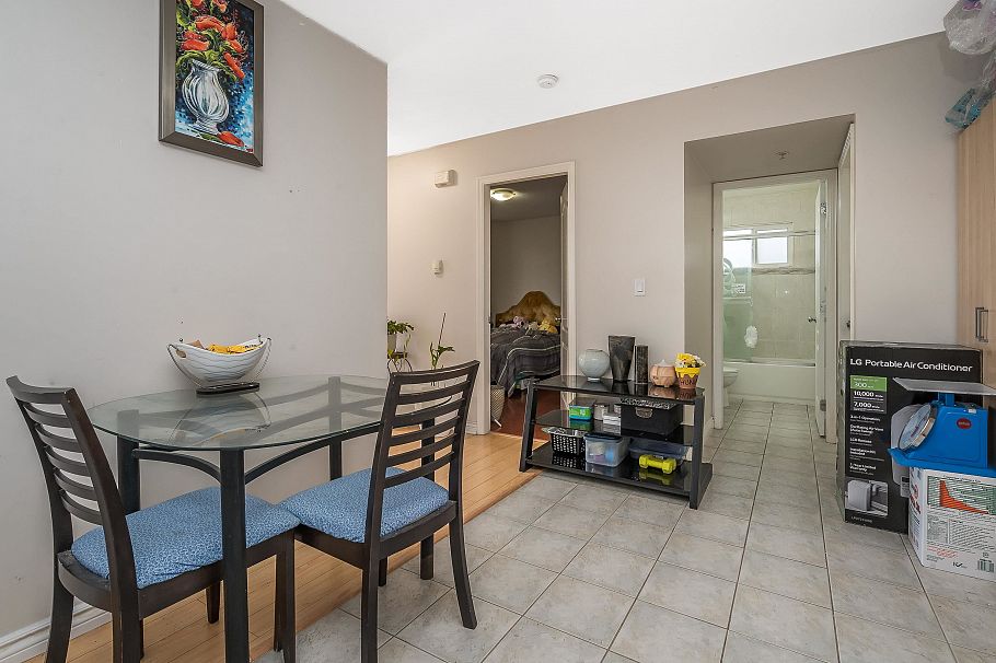 7877 Fraser Street Vancouver, BC - 27