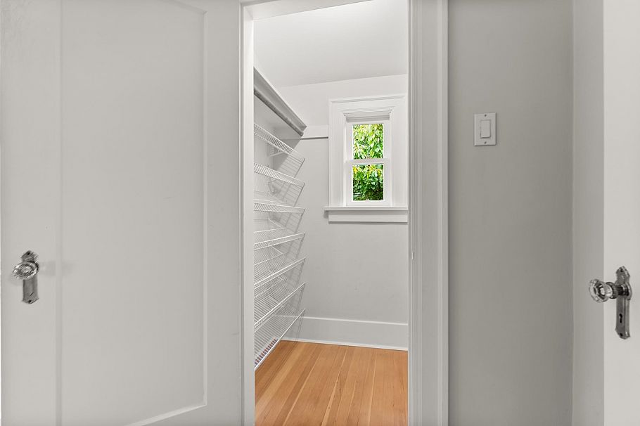 3141 W 39th Avenue Vancouver, BC - 29