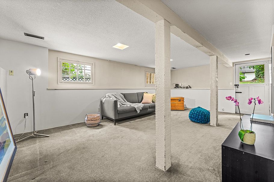 3141 W 39th Avenue Vancouver, BC - 33