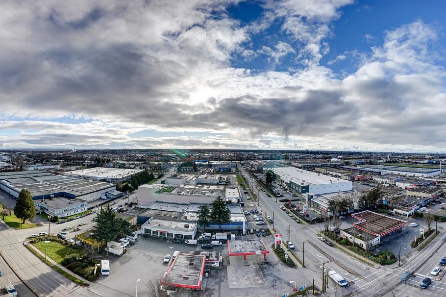 1502 8188 Fraser Street Vancouver, BC - 2