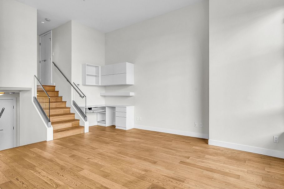 296 W 1st Avenue Vancouver, BC - 11