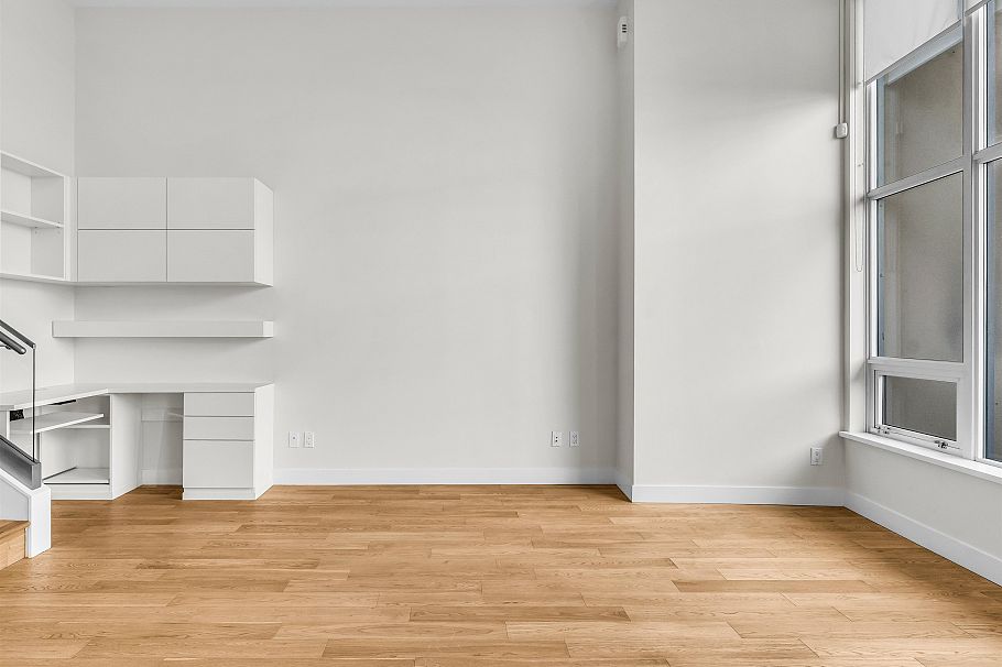 296 W 1st Avenue Vancouver, BC - 13