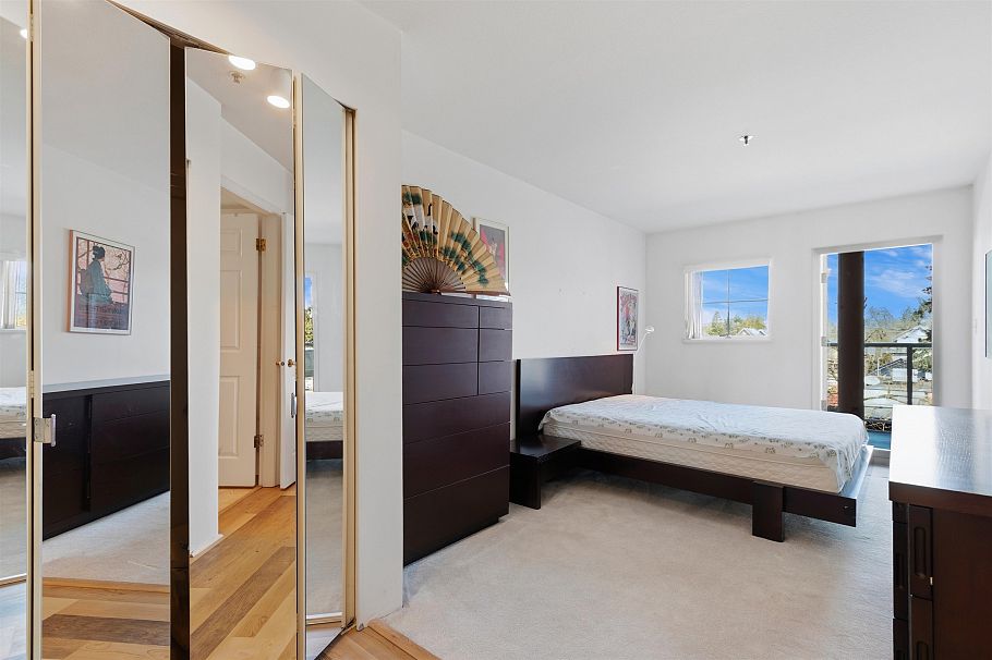 211 3250 W Broadway Vancouver, BC - 19