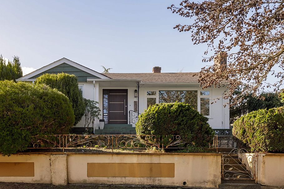 5935 Prince Albert Street Vancouver, BC - 25