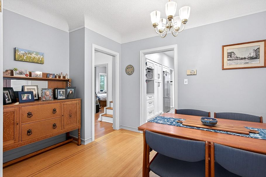 3494 Oxford Street Vancouver, BC - 13