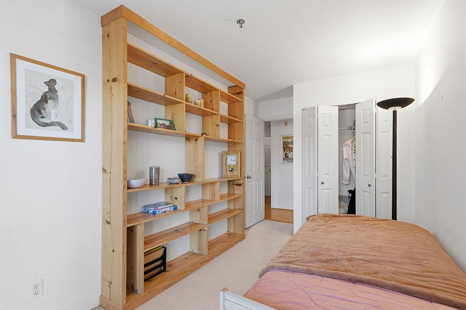 211 3250 W Broadway Vancouver, BC - 25