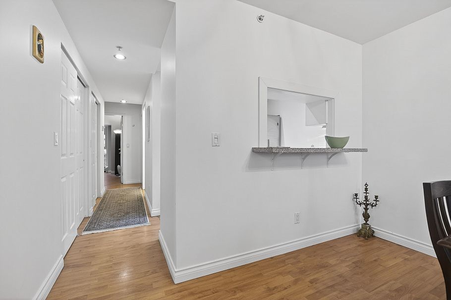 303 1388 Homer Street Vancouver, BC - 10