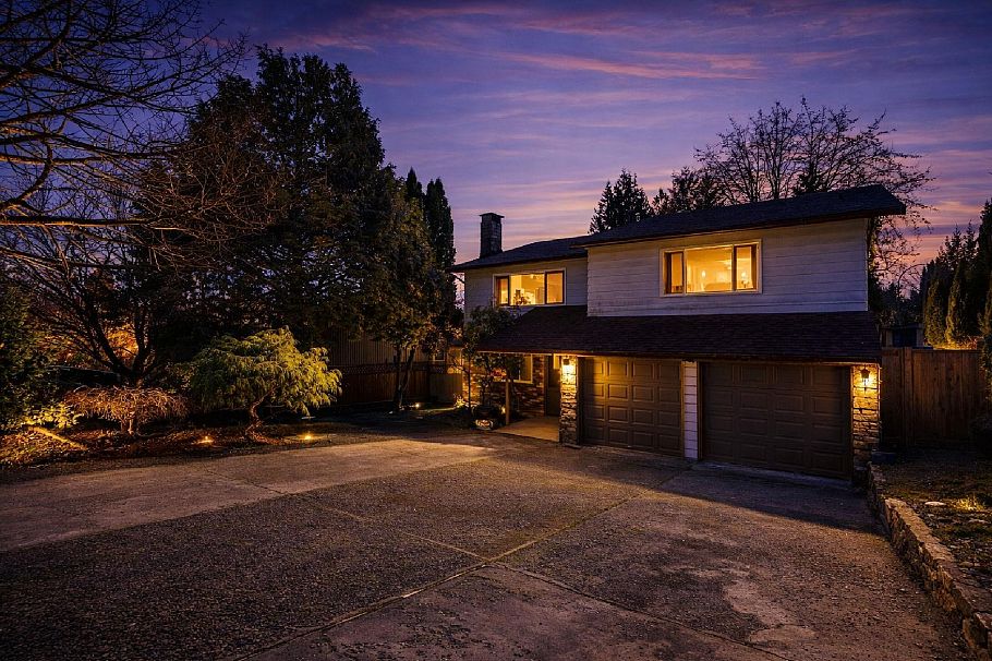 2333 Kirkstone Road North Vancouver, BC - 37