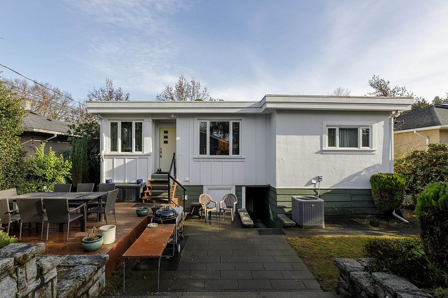 5935 Prince Albert Street Vancouver, BC - 26