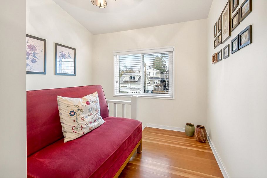 3494 Oxford Street Vancouver, BC - 24