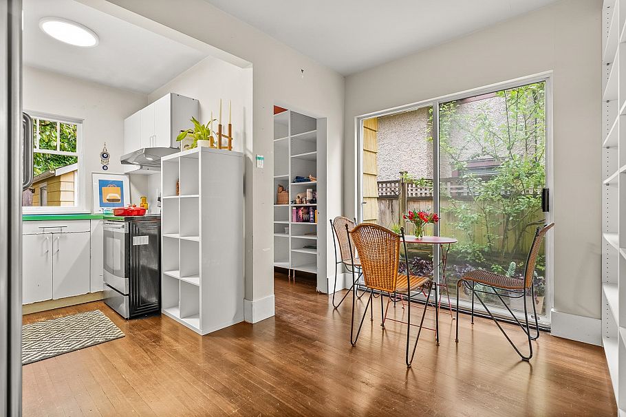 3141 W 39th Avenue Vancouver, BC - 17