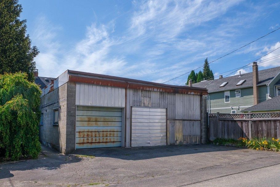 8510 Montcalm Street Vancouver, BC - 20