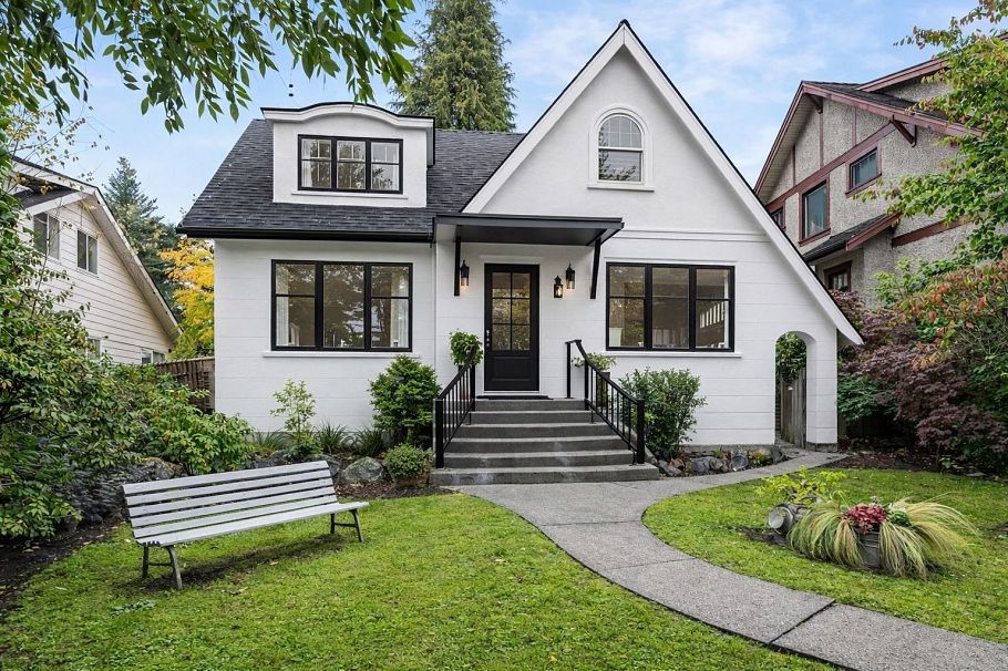 3141 W 39th Avenue Vancouver, BC - 5