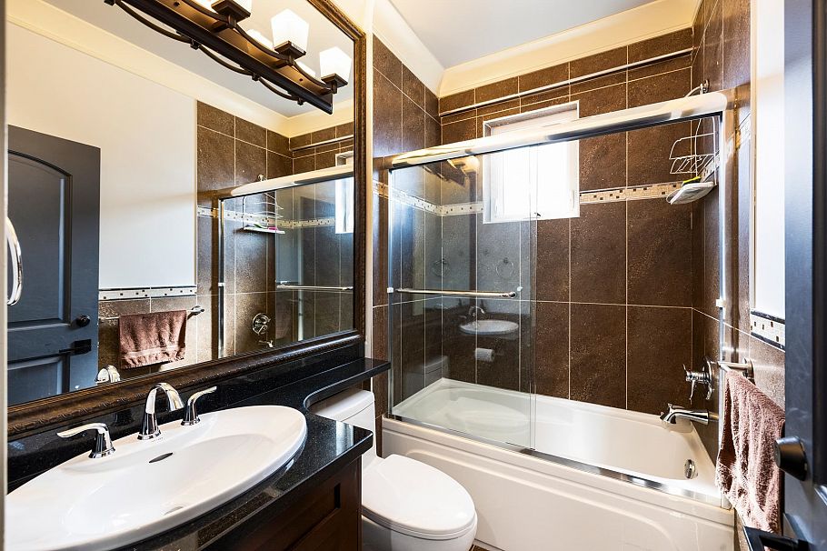 2091 Mclennan Avenue Richmond, BC - 30