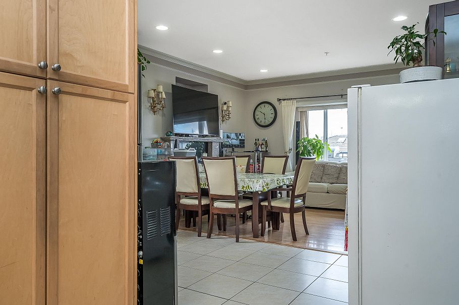 7877 Fraser Street Vancouver, BC - 4