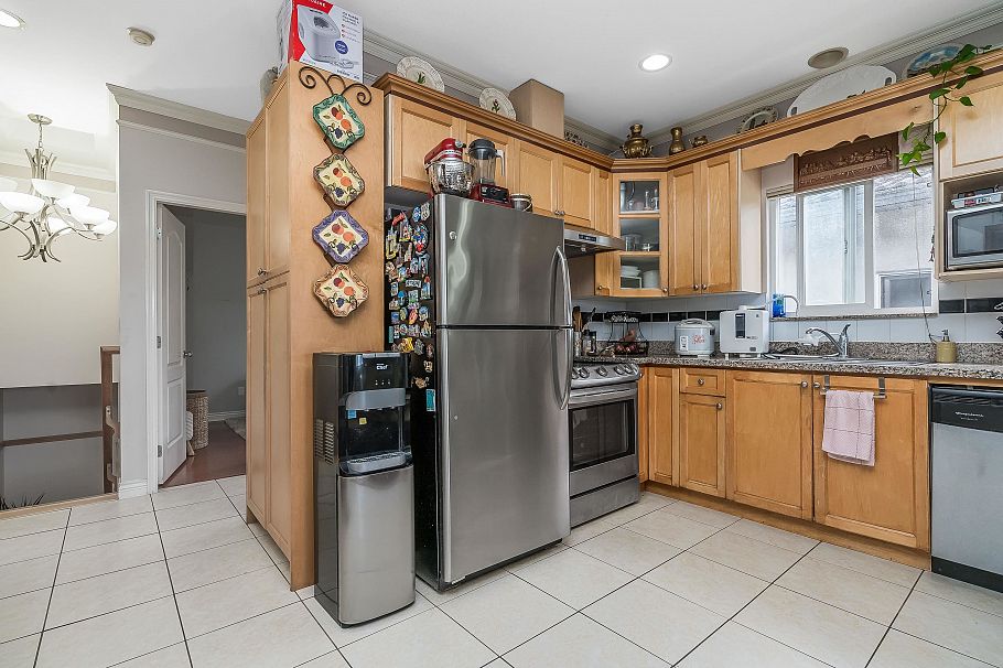 7877 Fraser Street Vancouver, BC - 6