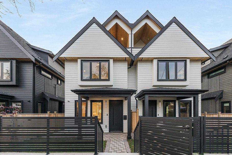 2 4885 Moss Street Vancouver, BC - 1