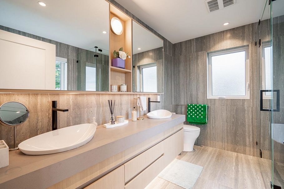 2 3674 Oxford Street Vancouver, BC - 5