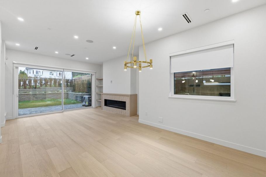 1 727 E 31st Avenue Vancouver, BC - 17