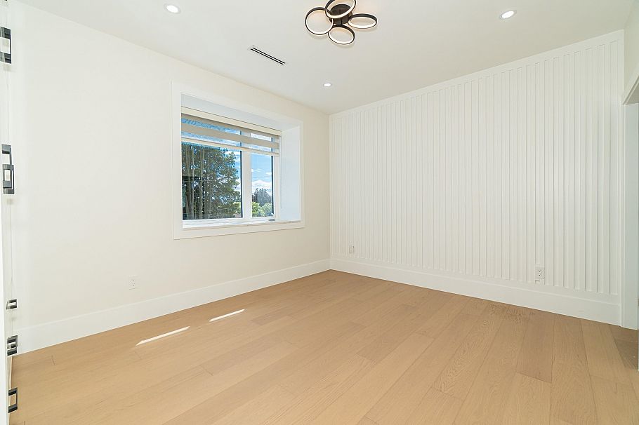 1552 W 66th Avenue Vancouver, BC - 21