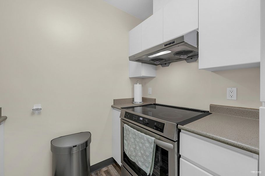 1408 5189 Gaston Street Vancouver, BC - 17