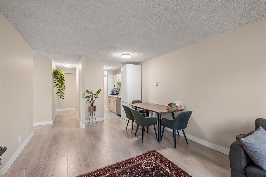 1205 2012 Fullerton Avenue North Vancouver, BC - 8