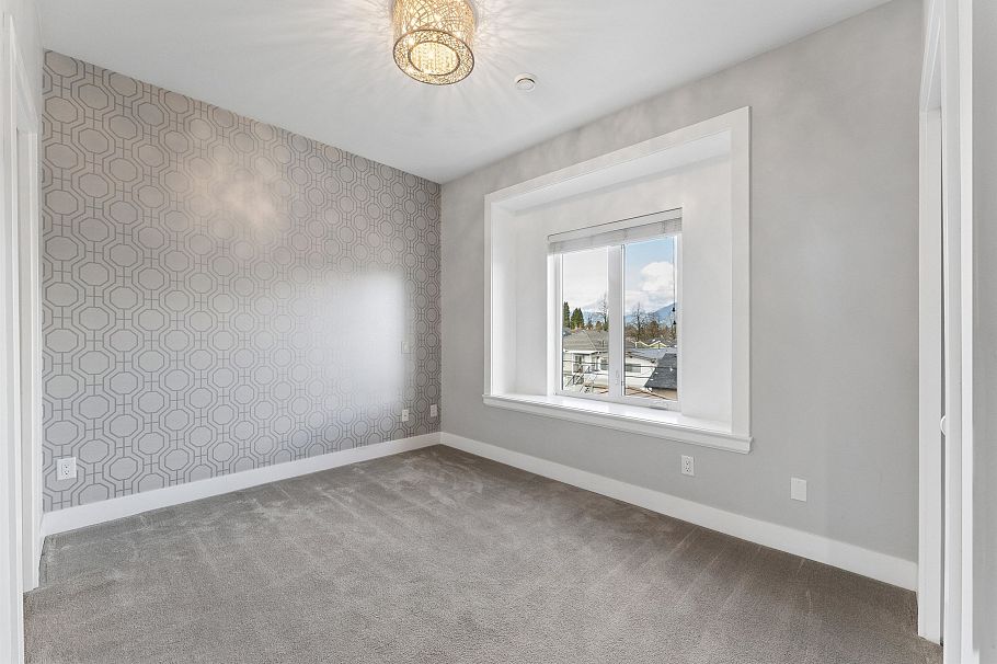 3233 Grant Street Vancouver, BC - 23