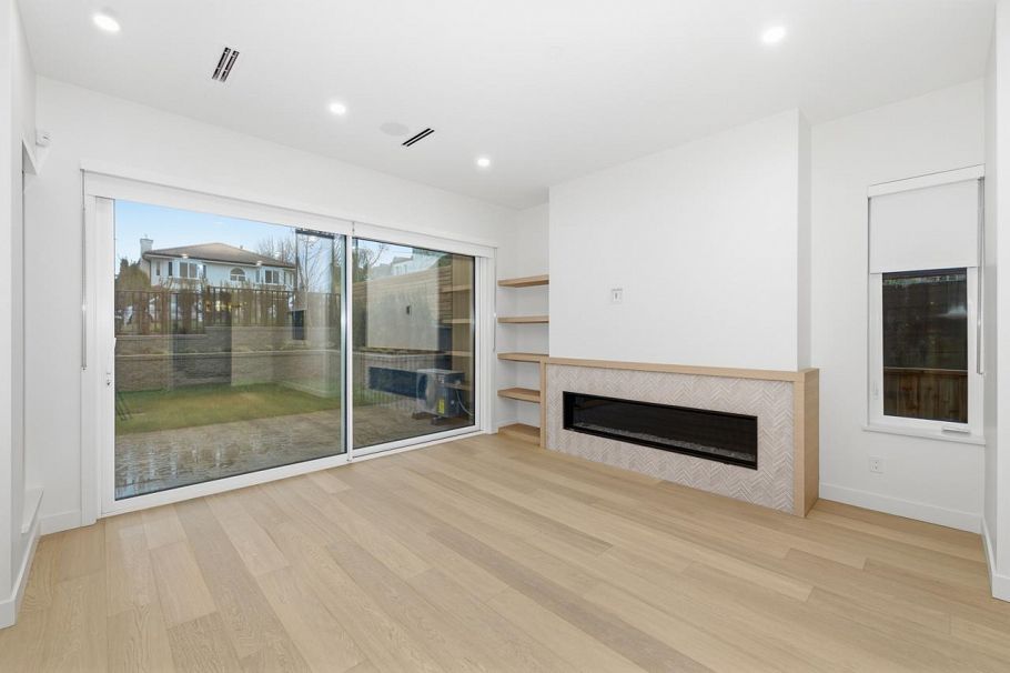 1 727 E 31st Avenue Vancouver, BC - 7