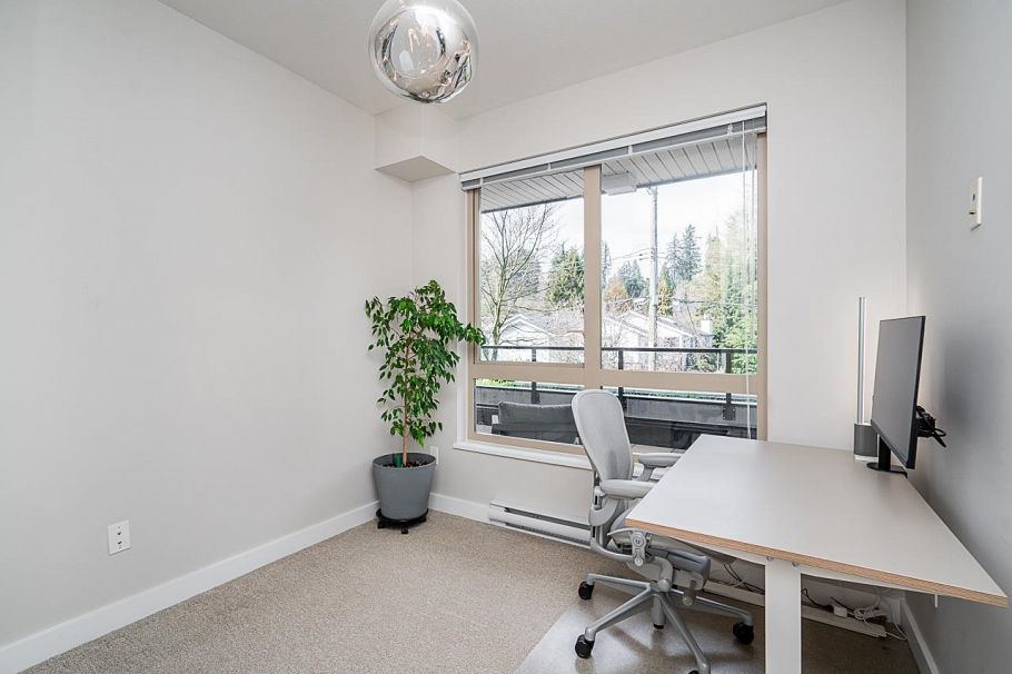 208 1330 Marine Drive North Vancouver, BC - 17