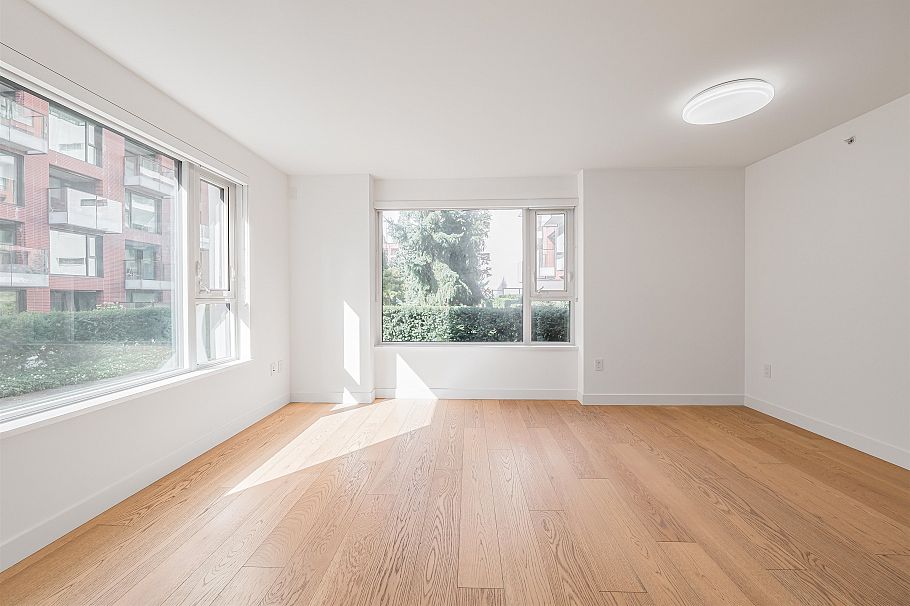 100 1561 W 57th Avenue Vancouver, BC - 11