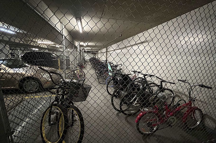 1901 1201 Marinaside Crescent Vancouver, BC - 9