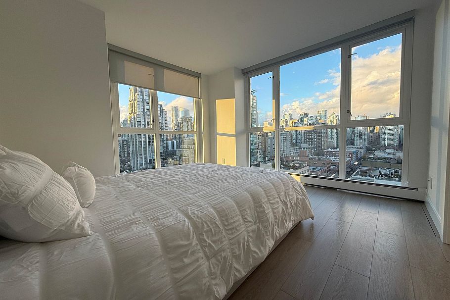 1801 289 DRAKE STREET, Vancouver BC V6B 4Y8 Vancouver, BC - 2