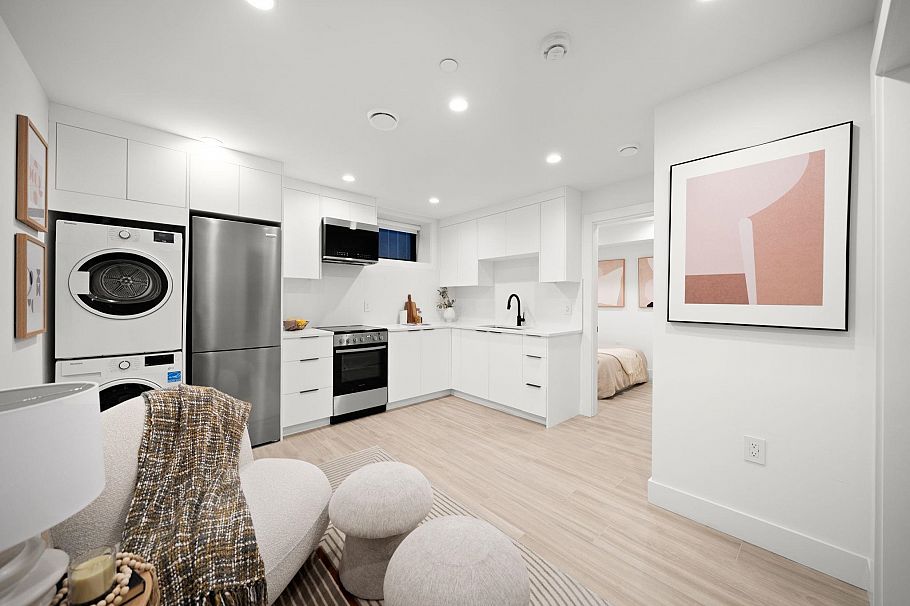 2793 W 21st Avenue Vancouver, BC - 26