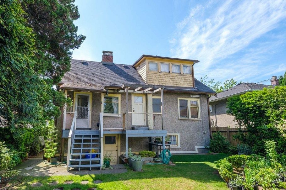 8510 Montcalm Street Vancouver, BC - 19