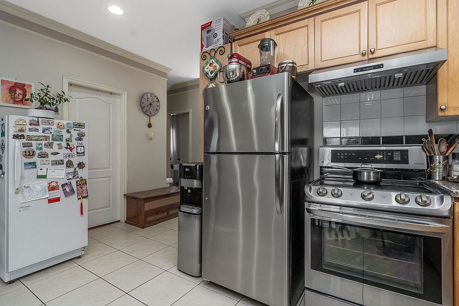 7877 Fraser Street Vancouver, BC - 11