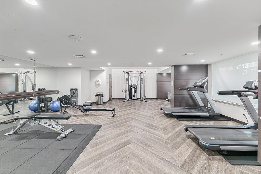 100 1561 W 57th Avenue Vancouver, BC - 19