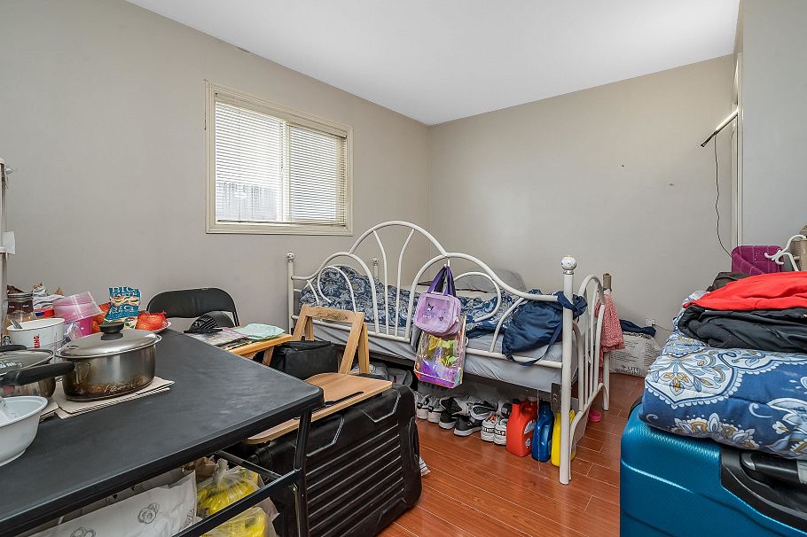 7877 Fraser Street Vancouver, BC - 25