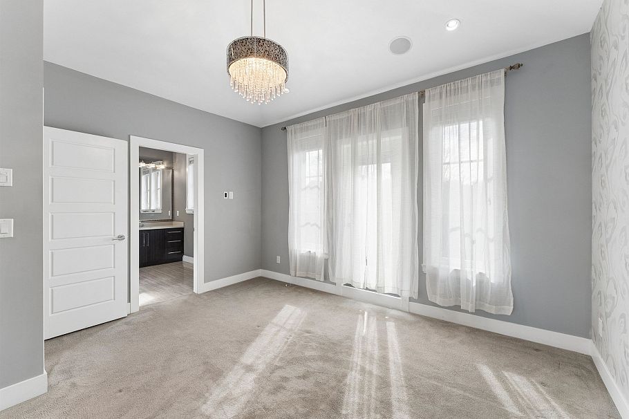 3233 Grant Street Vancouver, BC - 18