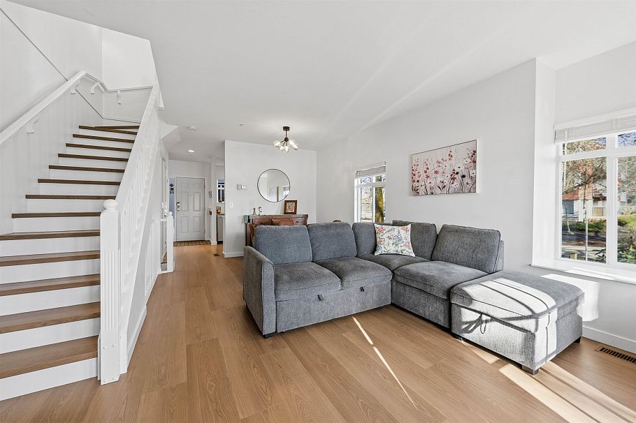 1 8581 Jellicoe Street Vancouver, BC - 19