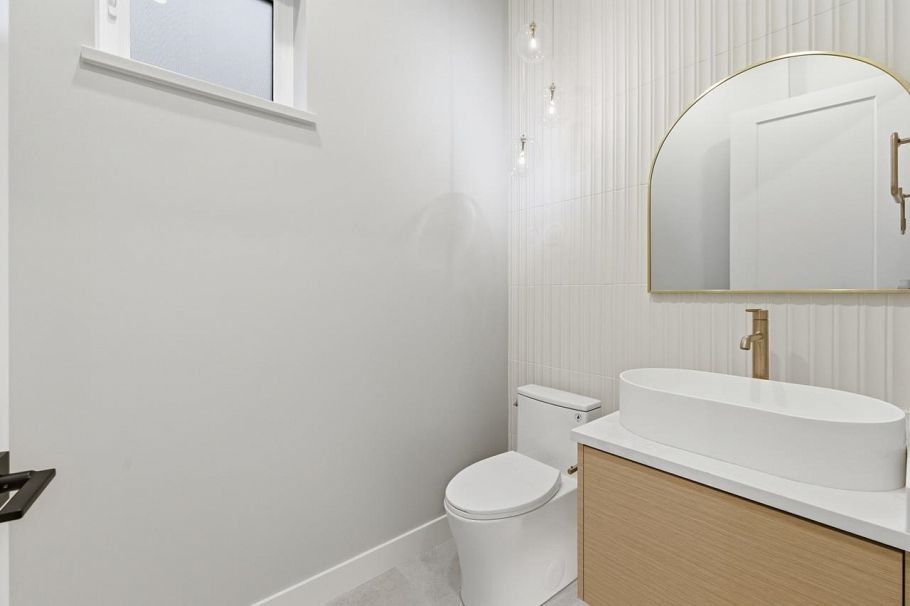 1 727 E 31st Avenue Vancouver, BC - 18