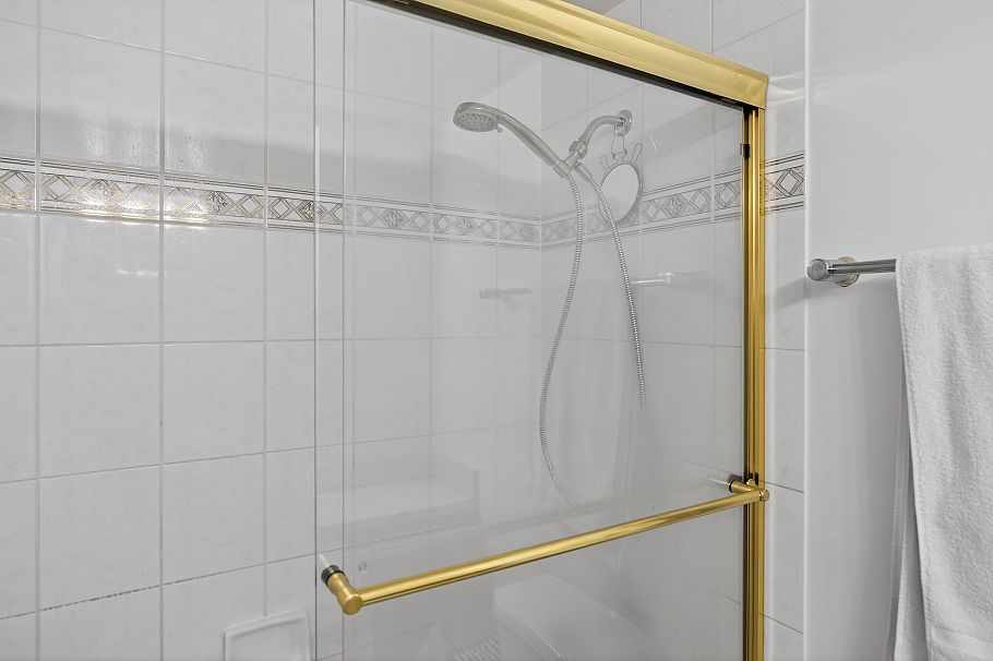 303 1388 Homer Street Vancouver, BC - 22