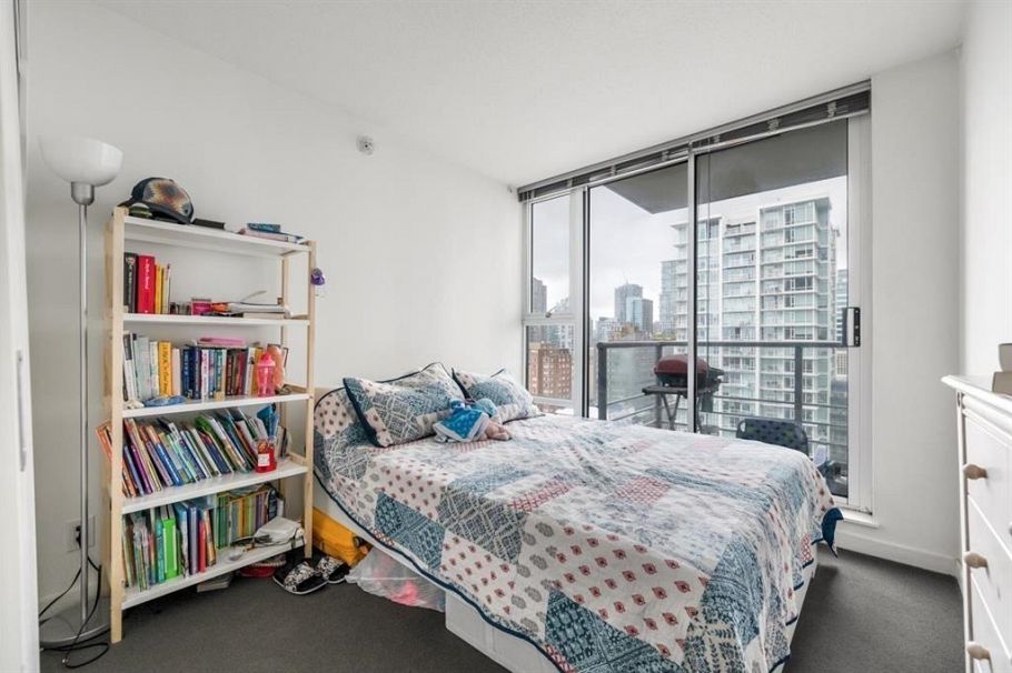 1806 111 W Georgia Street Vancouver, BC - 5