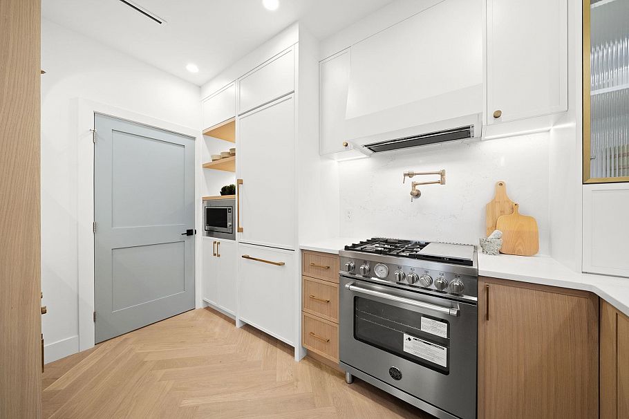 2793 W 21st Avenue Vancouver, BC - 15