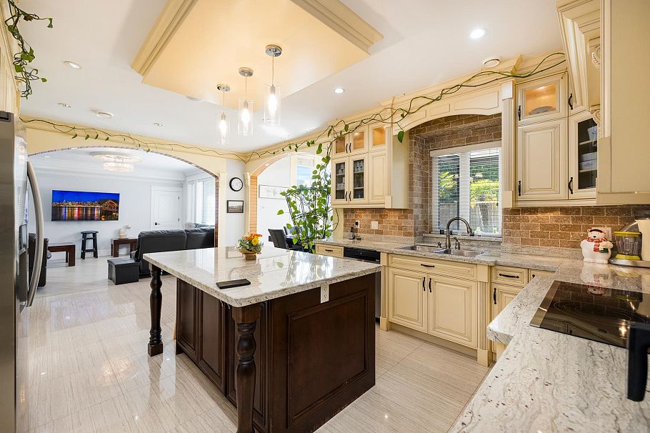 2091 Mclennan Avenue Richmond, BC - 24