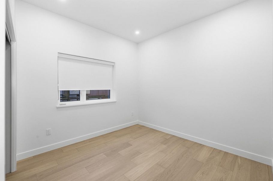 1 727 E 31st Avenue Vancouver, BC - 26